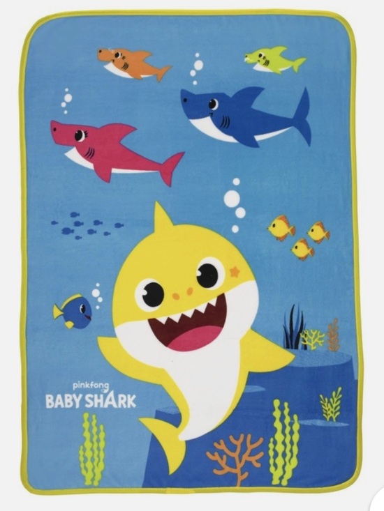 Nickelodeon Other - Pinkfong Baby Shark Super Soft Throw Blanket